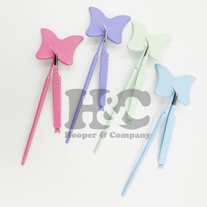 Nouvelles pinces à cils en forme de papillon, rose bébé, pinces à cils pour extensions de cils, logo en acier inoxydable, pinces à cils plates en forme de papillon, pinces à cils durables en vison - Product Image 5