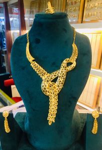 Conjunto de pendientes de Collar chapado en oro de 24 quilates de moda Vintage de inspiración italiana enviado directamente EE. UU. Francia España Turquía Comoras Mayotte - Product Image 6