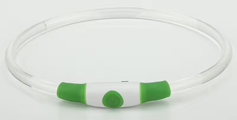 สีเขียว