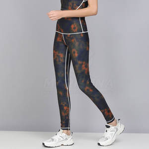 Vêtements de sport de haute qualité pour femmes, leggings en stock, taille élastique, imprimé tie-dye, leggings de yoga pour femmes - Product Image 3
