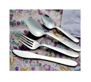 Wholesale Prices Kitchen Accessories Metal Cutlery <b>Set</b> <b>Flatware</b> <b>Set</b> With Customized Size for Export From India Handmade - Product Image 4