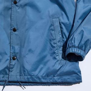 เสื้อแจ็คเก็ตกันลมสีดำสำหรับผู้ชายเสื้อโค้ชสำหรับกีฬากลางแจ้งเสื้อแจ็คเก็ตไซส์ใหญ่ออกแบบโลโก้ได้ตามต้องการ - Product Image 3