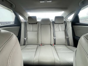 Avalon XLE 2013 d'occasion propre, conduite à gauche, 50 001 à 75 000 miles - Product Image 3