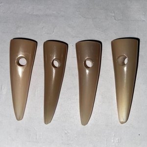 Boutons à bascule en corne de buffle pour vêtements, artisanat en gros, tailles assorties pour vêtements - faible MOQ, prix direct d'usine - Product Image 1