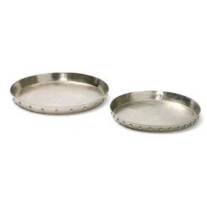 Plateau de service en aluminium de fabrication fiable pour une utilisation sur une table à manger moderne, offrant une surface de service propre et polie - Product Image 5