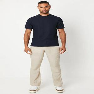 Camiseta de cuello redondo acanalada de algodón 100% de calidad superior para hombre Diseño de impresión digital único de punto personalizable para cualquier ocasión - Product Image 3