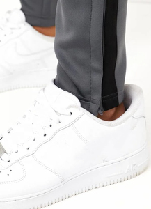 ชุดเซ็ตฮู้ดดี้และกางเกงจ็อกเกอร์ลำลองสีพื้นสำหรับฤดูหนาว  โลโก้สั่งทำได้  แฟชั่นใหม่  ชุดกีฬาคู่รัก  ชุดวอร์ม 2 ชิ้น - Product Image 4