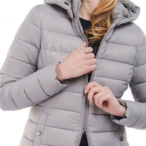 Chaqueta acolchada de mujer de calidad superior chaqueta acolchada cómoda de invierno cálida para mujer para venta en línea - Product Image 3