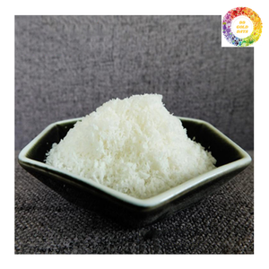 Copos de coco secos triturados rallados de coco desecados medianos y altos en grasa, piezas de carne fina para fabricación de galletas y uso de embalaje de exportación - Product Image 3