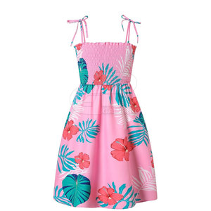 Ensemble de tenues de vacances en famille, vêtements coordonnés et assortis, conçus pour les voyages en famille, les vacances à la plage et les séances photo inoubliables - Product Image 4