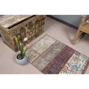 Turkish Small Rug 2.5x3.4 ft, Vintage <b>Red</b> Floral <b>Wool</b> Rug - Product Image 5
