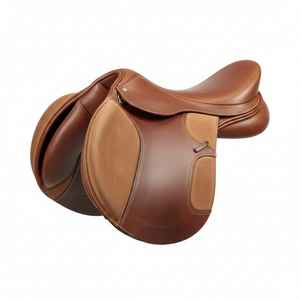 อานม้าสำหรับการขี่แบบอังกฤษของ Real International Saddlery ทำจากหนังวัวแท้ นุ่มสบาย ดีไซน์แบบ Close Contact เหมาะสำหรับการกระโดดและแข่งขัน สามารถปรับแต่งได้ - Product Image 1
