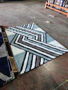 Tapis Shaggy Gaziantep Turc Moderne en Polyester Tissé à Motifs Floraux de Qualité Supérieure pour Usage Domestique - Product Image 3