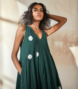 Nuevo verano directo de fábrica elegante mujer moda elegante sin mangas con cuello en V hasta el suelo vestidos estampados con volantes con bolsillo - Product Image 3