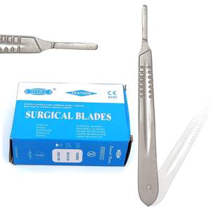 100 Lames de scalpel #22 avec poignée libre - Product Image 1