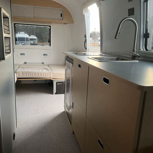 Caravanes de voyage légères en acier inoxydable pour 4 personnes, modèle Air World Traveler 22RB 23 pieds, disponibles pour 2025 et 2026 - Product Image 1