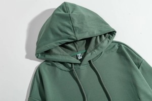 Sudadera con Capucha Bordada Verde Oscuro Estilo Hip-Hop para Hombre y Mujer, Estilo Urbano Informal, Holgada, Estilo Y2K, con Capucha, Orgánica, para Invierno - Product Image 4