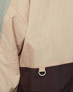 Chaqueta Deportiva Impermeable Personalizada para Correr, Ligera, de Nailon Arrugado, Cortavientos para Mujer - Product Image 3