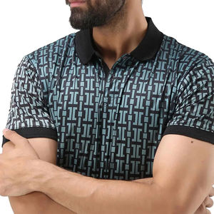 Polo transpirable con estampado bordado, diseño personalizado, polo deportivo multicolor para hombre en blanco - Product Image 4