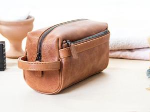 2025 Custom Logo Waterproof Genuine Leather Cosmetics <b>Bags</b> <b>Makeup</b> <b>Travel</b> Organizer <b>Bag</b> Luxury <b>for</b> <b>Bag</b> Zipper Vintage Style - Product Image 5