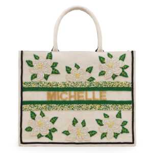 Blancos de Wild Magnolia 2025 Bolso con cuentas más querido Pétalos suaves Presencia audaz - Product Image 1