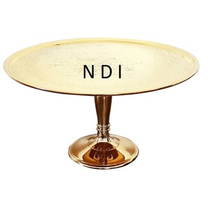 ที่วางเค้กผลไม้ทรงกลมสีทองสำหรับงานเลี้ยงฉลองคริสต์มาสหรืองานแต่งงาน - Product Image 1