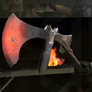 Hacha táctica vikinga hecha a mano personalizada de alta calidad, hacha barbuda con mango de madera para acampar, artesanía vikinga de grado Industrial - Product Image 6