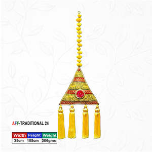 Borla Artificial Tradicional con Triángulo Dorado - Product Image 1