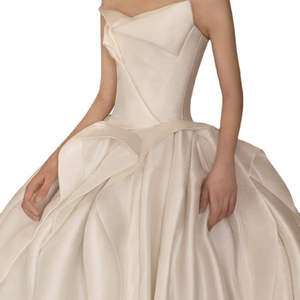 Vestido de Novia Moderno de Lujo, Satinado, Sin Mangas, Sin Tirantes, Estilo Princesa, Materiales Personalizables, Volantes en Capas, Opciones de Tallas Grandes - Product Image 4