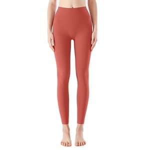 Legging de yoga taille haute pour femmes de marque OEM Butt Lift haute qualité sans couture Scrunch Design Logo personnalisé pour beurre doux et solide - Product Image 1