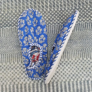 Zapatilla acolchada de algodón de tela estampada de alta calidad con suela resbaladiza cálida zapatilla ligera accesorios de calzado informal - Product Image 2