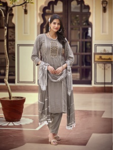Premium Dhwaja Export Traditional Style Kurti Set Dupatta Pure Viscose Weaving Pattern Quick Dry All Seasons for Parties Online - Product Image 4