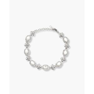 Brazalete de Moda con Cabujón Ovalado Grande y Diseño Floral - Product Image 3