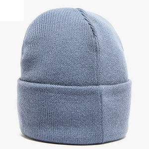 Bonnets tricotés légers en acrylique Service OEM Logo personnalisé Vente en gros vrac Chapeau d'hiver chaud polyvalent unisexe pour l'extérieur - Product Image 2