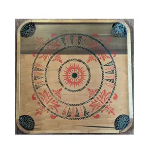 Spielen Sie Spaß Classic Indian Tabletop Family Checker Spiel Schreibtisch Spielzeug Zeit Holz Carrom Brettspiel individuelles Design