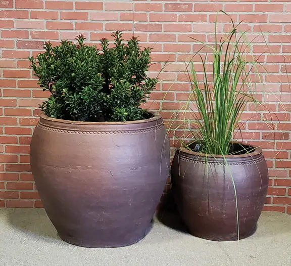 Creative And New Design Starry planter black clay finishing for Indoor and outdoor made of ceramic natural good price
