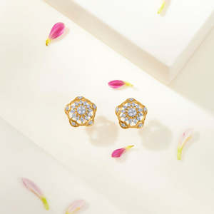 Boucles d'oreilles clous en forme de cœur or rose avec zircon, plaqué or 14k ou 18k, bijoux de fiançailles tendance - Product Image 1