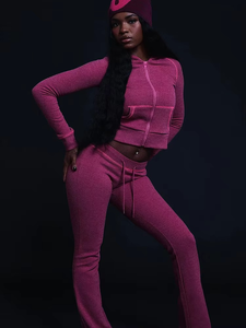 Ensemble 2 pièces pour femme : haut à capuche et pantalon évasé, style décontracté et sportif, avec poches zippées et cordon de serrage, coupe ajustée et extensible - Product Image 4