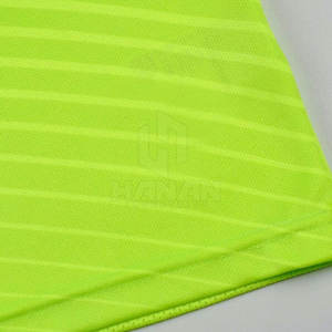 Ropa de fútbol de diseño personalizado más vendida, uniforme de alta calidad hecho de material duradero, ofrecido a precio de venta en línea - Product Image 5