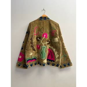 Veste en velours en gros, veste brodée ouzbek avec deux poches latérales, manteau fait à la main, veste d'hiver bohème, pardessus pour femmes - Product Image 5