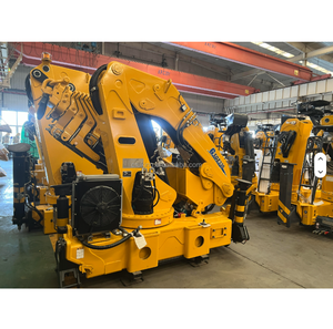 Grúa hidráulica articulada telescópica GSQZ330 montada en camión - Product Image 6