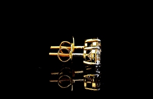 Boucles d'oreilles en or rose 14 carats et or blanc à 4 griffes en diamant de laboratoire certifié par IGI pour les anniversaires et les fêtes des femmes - Product Image 3