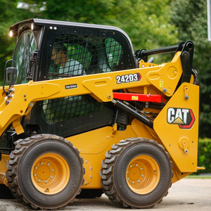 Cargadora Compacta Usada Cat 420F en Venta |   Motor Diésel 2023 |   Capacidad de Carga Nominal de 200 Toneladas |   Rodamiento de Motor |   Construcción Pesada - Product Image 6