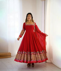 Gaun Kasual Wanita India Pakistan Terlaris Model Tradisional Terbaru Desainer Modern Pinggang Alami Lengan Panjang - Product Image 1