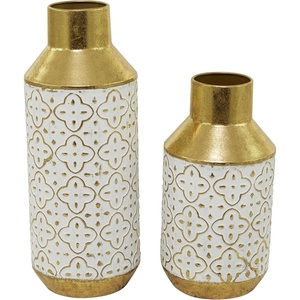 Vase en métal au design pointillé Décor métallique intemporel Vase à fleurs personnalisable Vase élégant personnalisé pour la maison et le bureau - Product Image 2