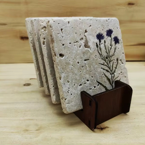 Ensemble de sous-verres en pierre naturelle travertin, motifs floraux avec support de présentation décoratif - Product Image 1