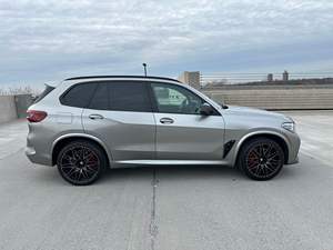 BMW X5 M Competition 2021 USADO, Volante a la Izquierda/Derecha - Product Image 3