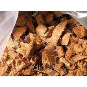 Vente en gros de blocs de copeaux de noix de coco substrat moyen de culture de jardin sous forme de tourbe et de brique à base de tourbe de noix de coco - Product Image 6