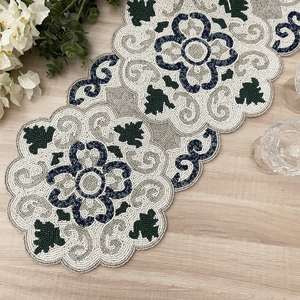 Mantel Individual de Lujo Hecho a Mano con Cuentas, Antideslizante y Duradero - Product Image 4