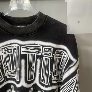MIXED EMOTION เสื้อสเวตเชิ้ตคอกลมสีดำ ลายเพ้นท์มือพิมพ์ลายเต็มตัว เสื้อยืดแขนยาว - Product Image 6